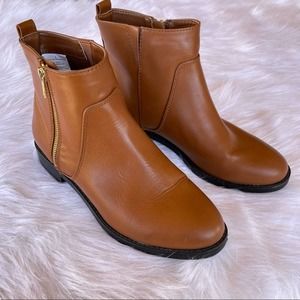 Old Navy Tan Ankle Boots